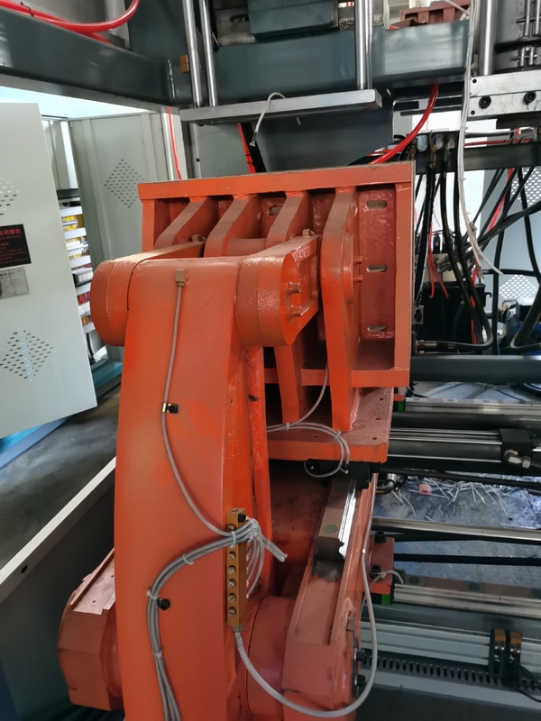 Double Station 1 Layer Barrel Blow Molding Machine High Speed For Plastic Bottle